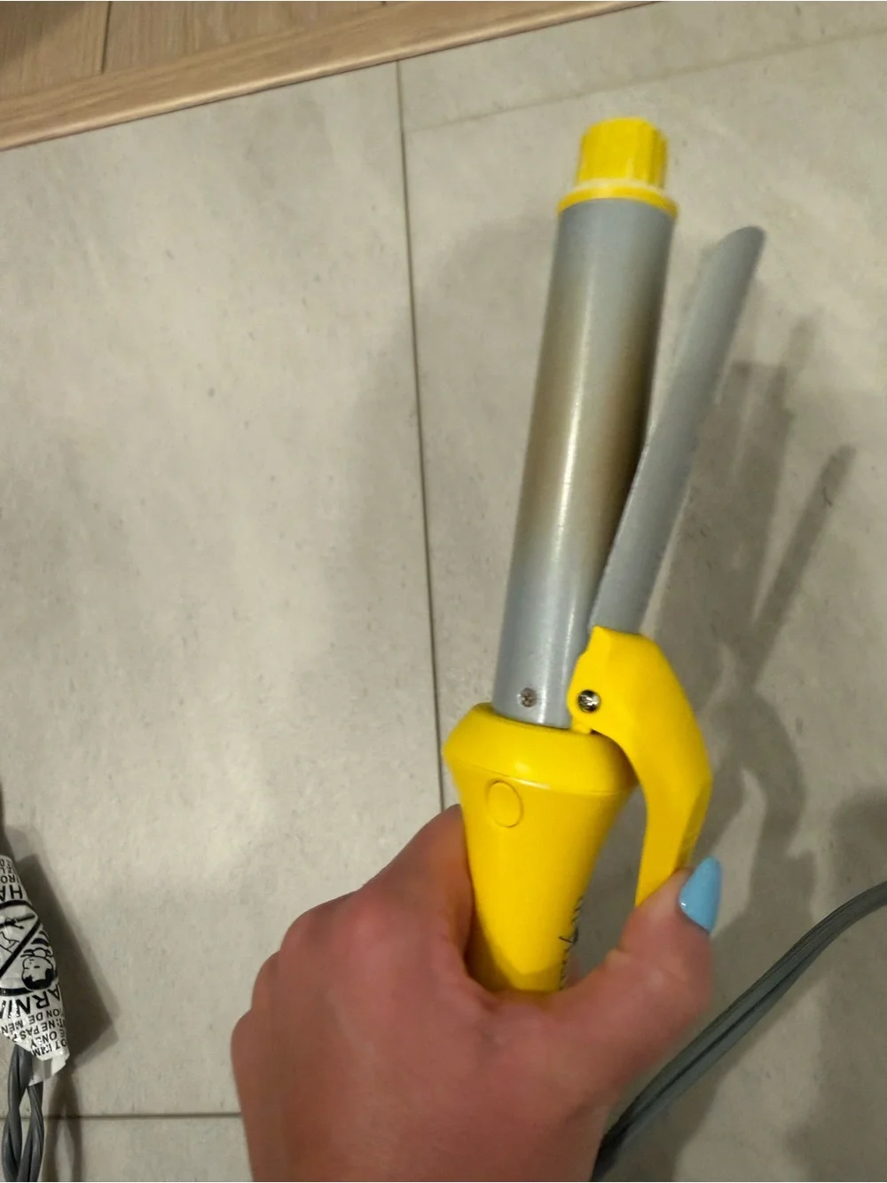 Drybar curling iron 1.25 inch